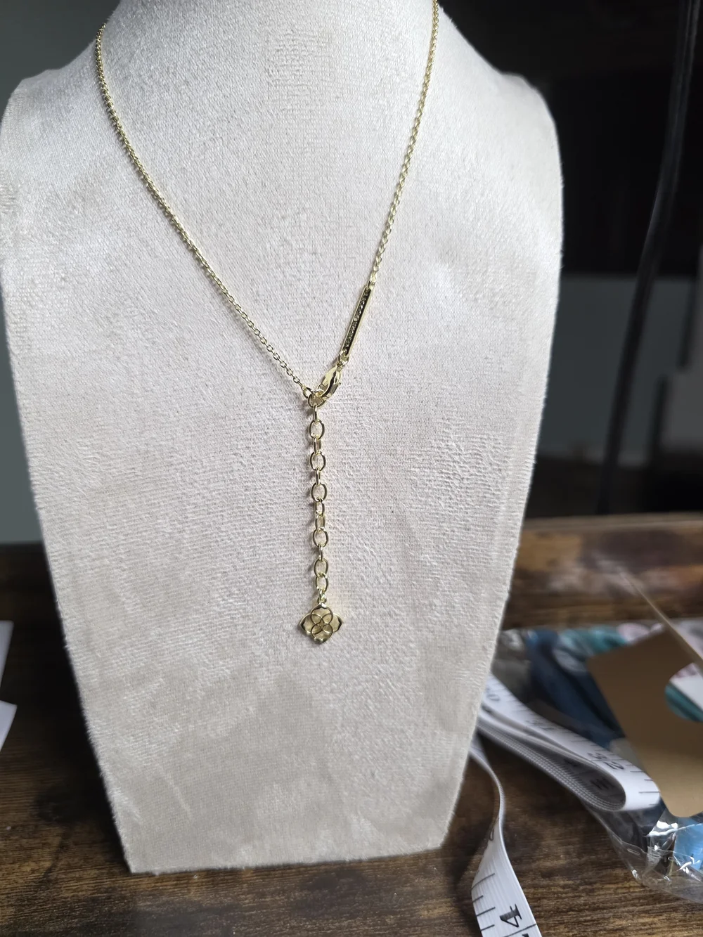 NWT Kendra Scott Gold Necklace with Pink Heart Pendant
